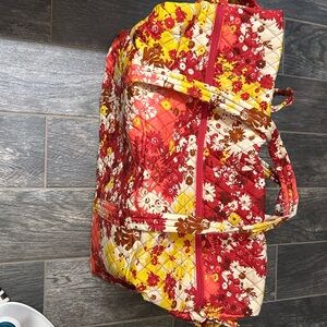 Vera Bradley Starstruck Daisies Large Duffel Bag NWT